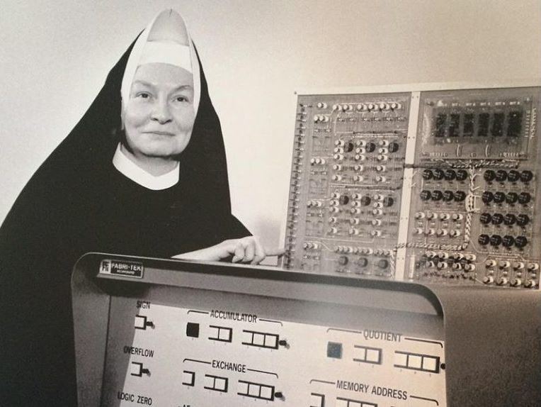 Mary Kenneth Keller la monja creadora del llenguatge BASIC