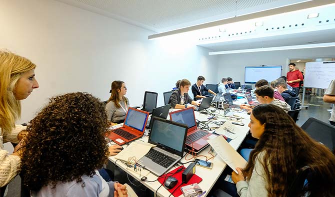 Participa al Digital Hackathon en línia els dies 15 i 16 de juny