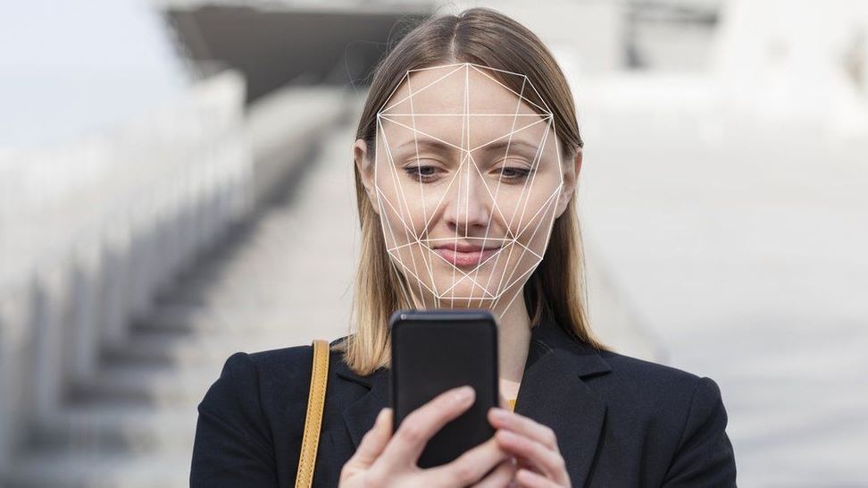 Facebook suprimeix l'etiquetatge de reconeixement facial de les imatges.
